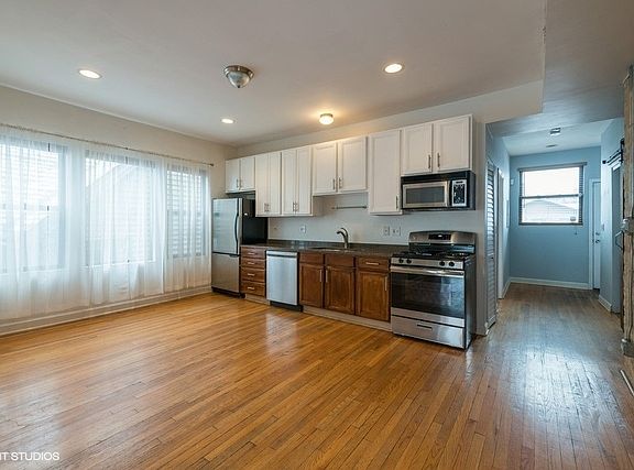 2nd image of 2623 N California Ave #3