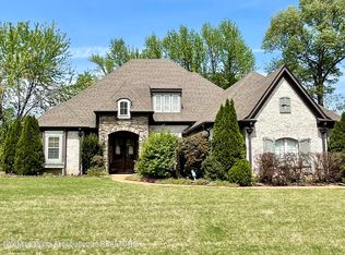 1888 Gracie Rd, Hernando, MS 38632