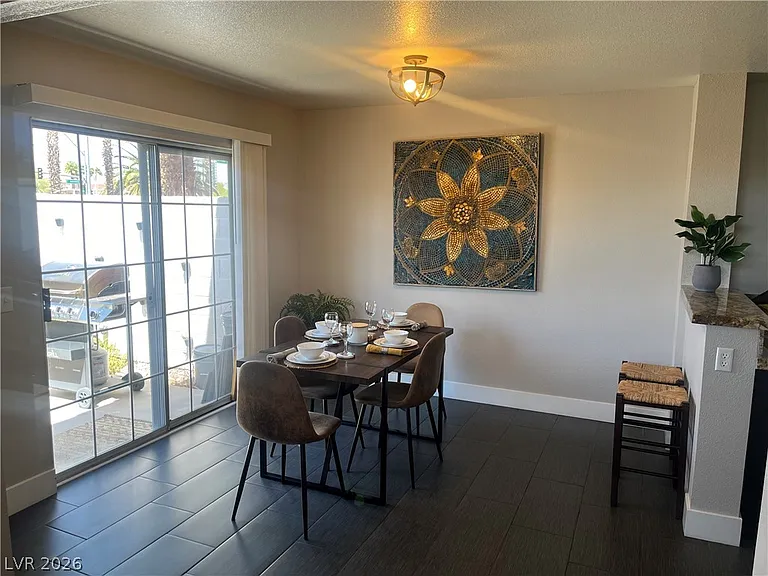 8476 Sewards Bluff Ave — Photo 6