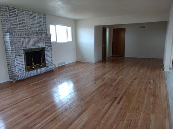 101 W Logan Ave