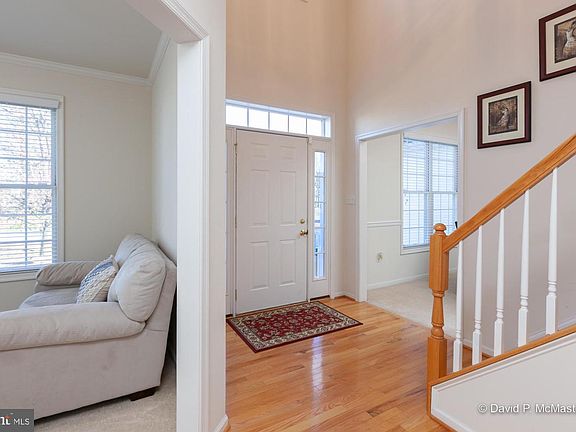 4th image of 199 Dorchester Dr