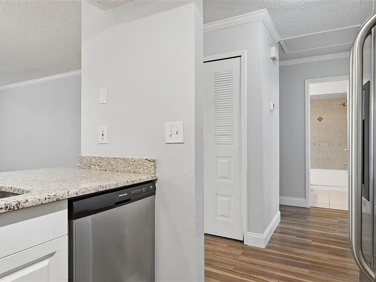 10307 Councils Way — Photo 12