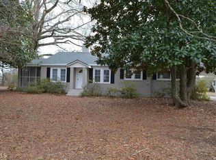 1036 Goza Rd, Fayetteville, GA 30215