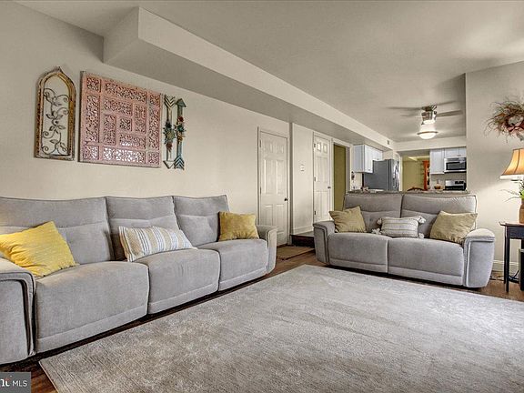 5th image of 307 Dogwood Ln