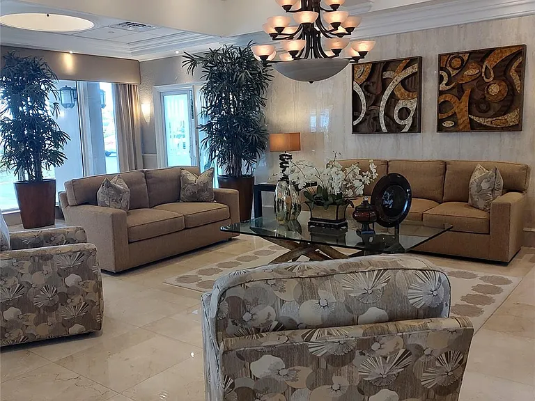 1012 N Ocean Blvd #602 — Photo 23