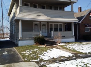 1386 Larchmont Rd, Cleveland, OH 44110