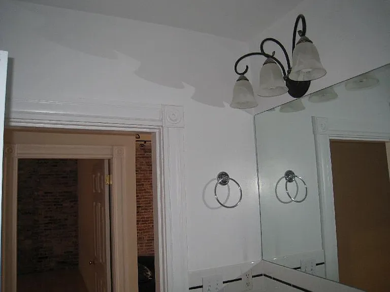 68 Phillips St #5 — Photo 15