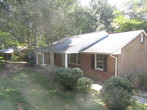 2nd image of 113 Waywood Hill Dr