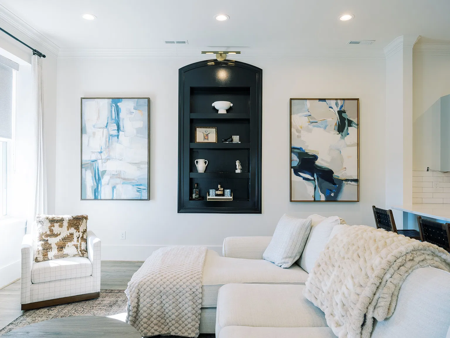 2 bed, 1200 sqft, $3,000 — Photo 3