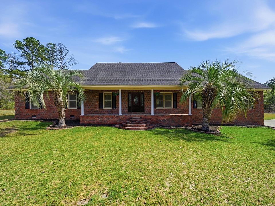 1st image of 111 Plantation Estates Rd