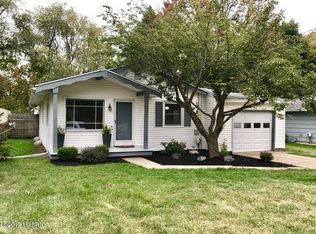 1708 Harvey Ave, Kalamazoo, MI 49006