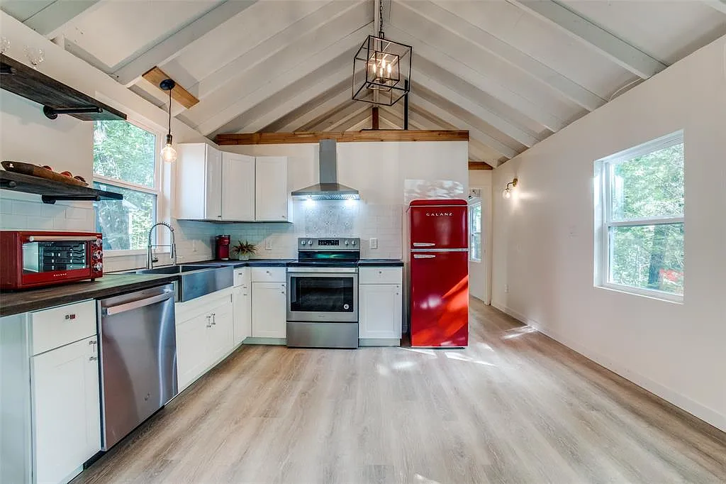 1 bed, 546 sqft, $1,050 — Photo 4