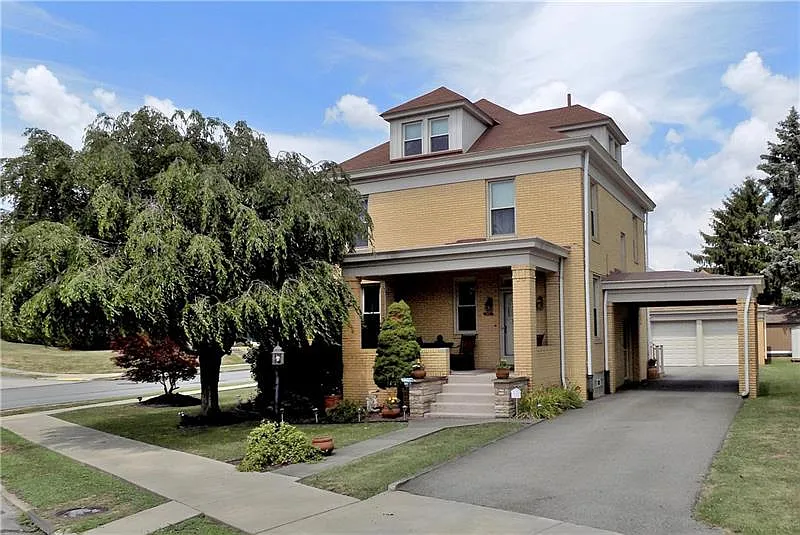 60 Bierer Ln photo 1
