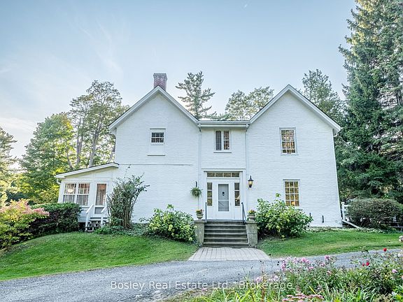 4th image of 285 Cherry Hill Rd