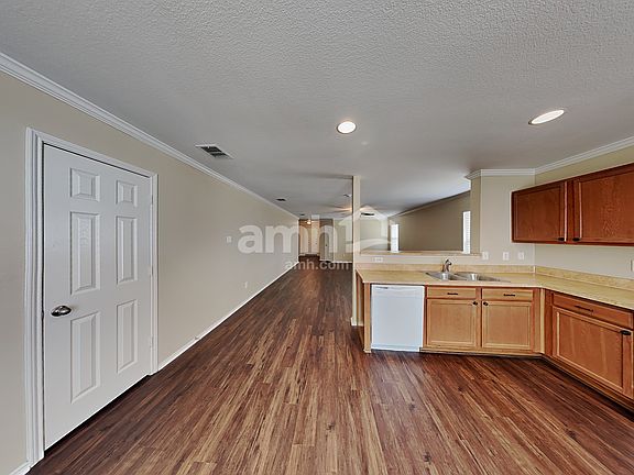 3rd image of 10301 Animas Ct