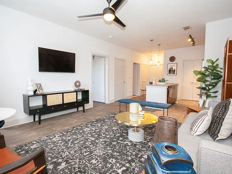 Glenwood Park Lofts — Photo 40