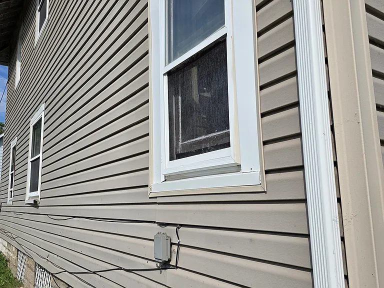 Vinal siding and energy windows