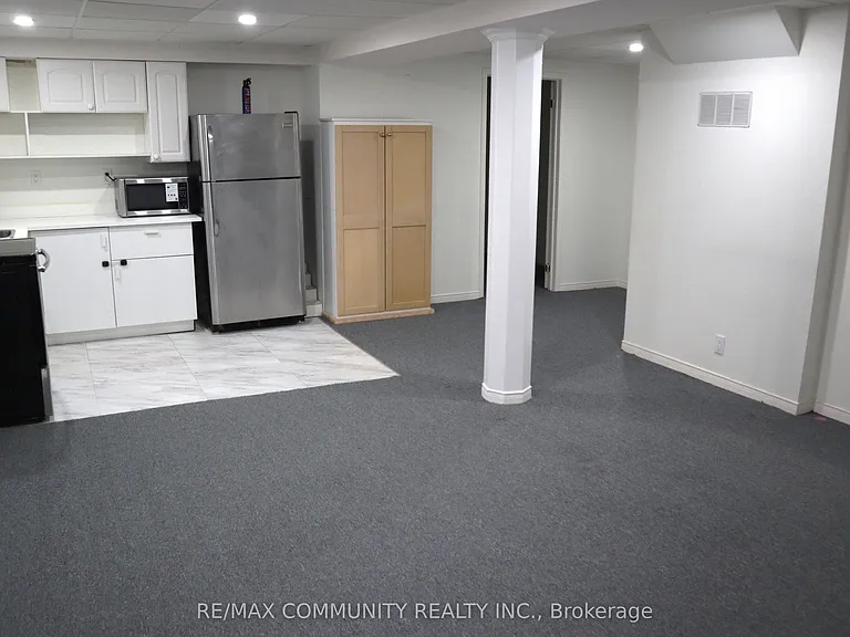 1556 Dellbrook Ave #BASEMENT — Photo 2