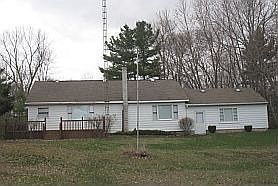 4 bdrms, 1 1/2 baths