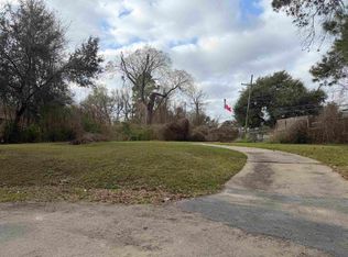 4095 Oak Grove Pl, Beaumont, TX 77708