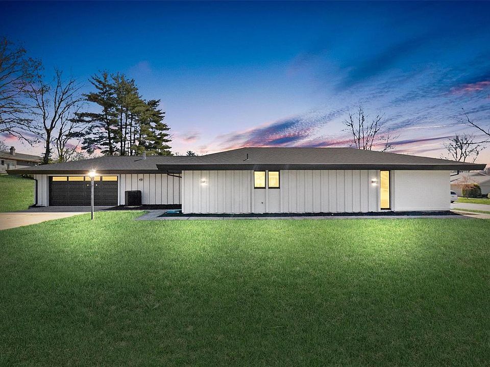 1st image of 129 Clear Meadows Dr