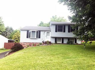 3012 Amy Dr, South Park, PA