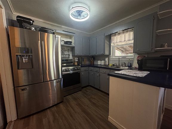5th image of 507 W E St
