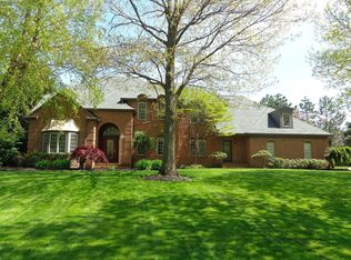 4302 Autumn Ridge Ln, Sandusky, OH 44870