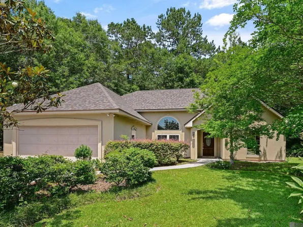 323 Autumn Woods Dr, Covington, LA 70433