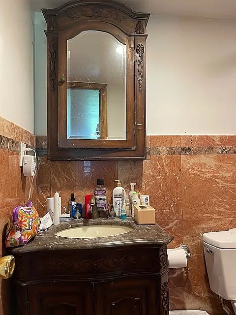 1st image of 126 E 7th St #4AC