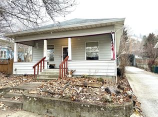 1706 Walnut St, La Grande, OR 97850