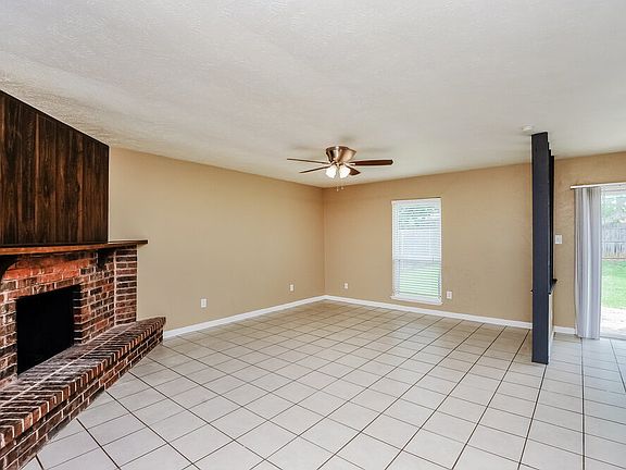 3rd image of 6921 Mid Cities Blvd