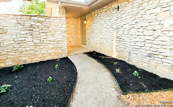 5th image of 6135 Forest Timber St