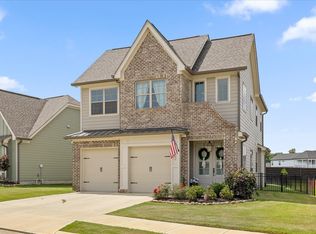 1302 Little Sorrel Rd, Hixson, TN 37343