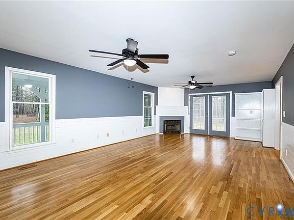 5th image of 16578 Anderson Dr
