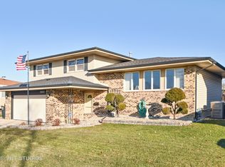 19207 Greenbay Ave, Lansing, IL