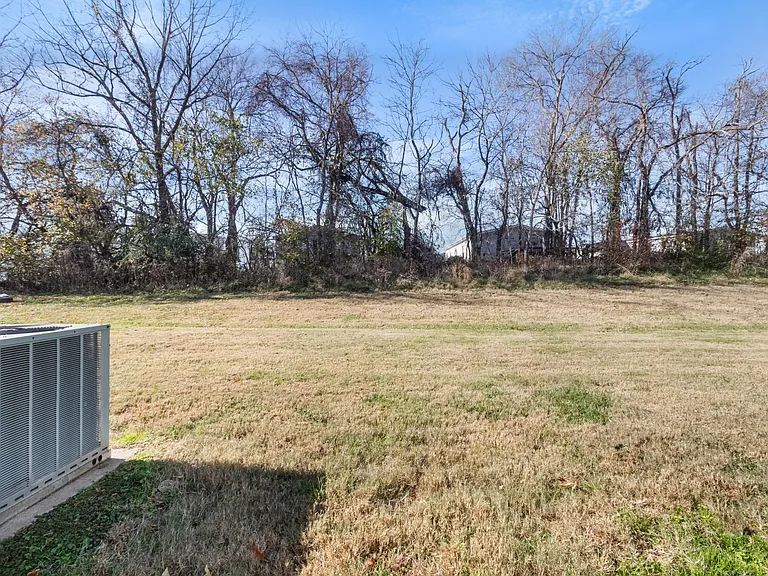 129 Alexander Blvd — Photo 30
