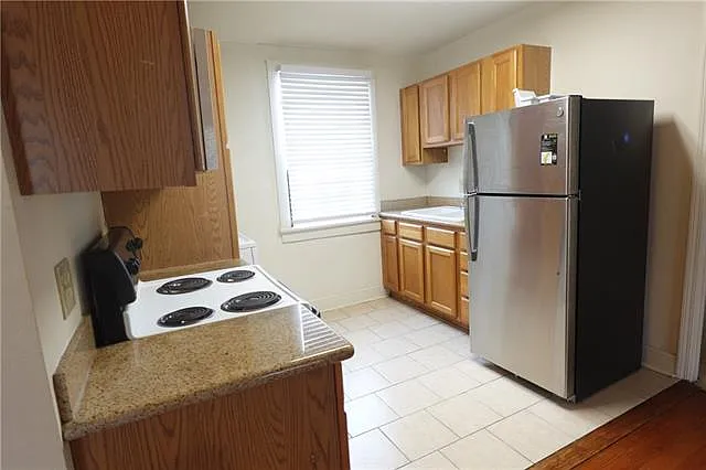 1225 1/2 Burdette St #1225 — Photo 7