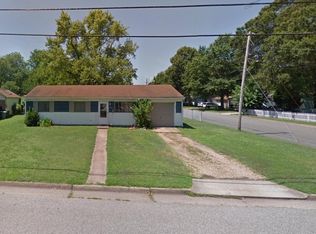 1405 Grimes Rd, Hampton, VA 23663