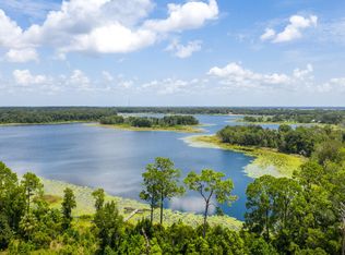1126 Read Ave, Crescent City, FL 32112