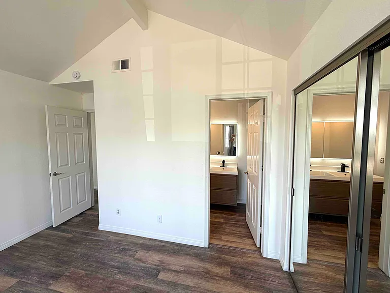 2057 Tustin Ave #A — Photo 6