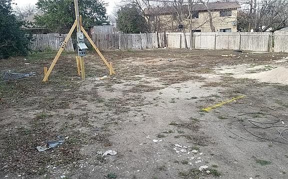 4th image of 8516 Brookfield Dr