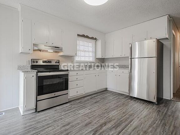 3rd image of 308 Marion Ave