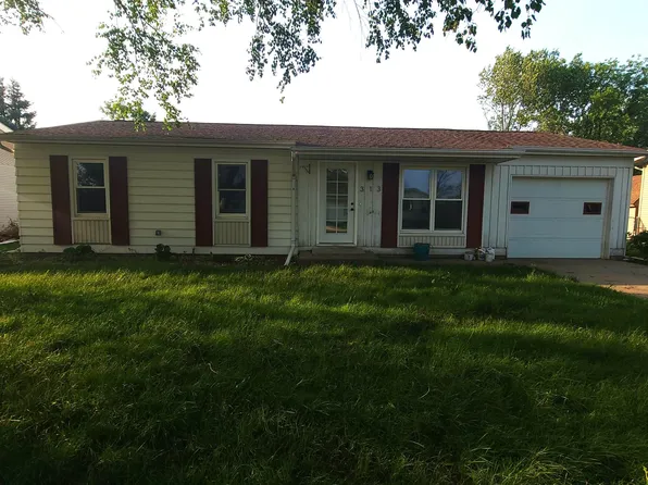 313 9th St SW, Spencer, IA 51301