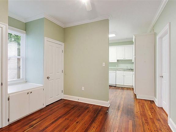 5th image of 2411-13 Joseph St
