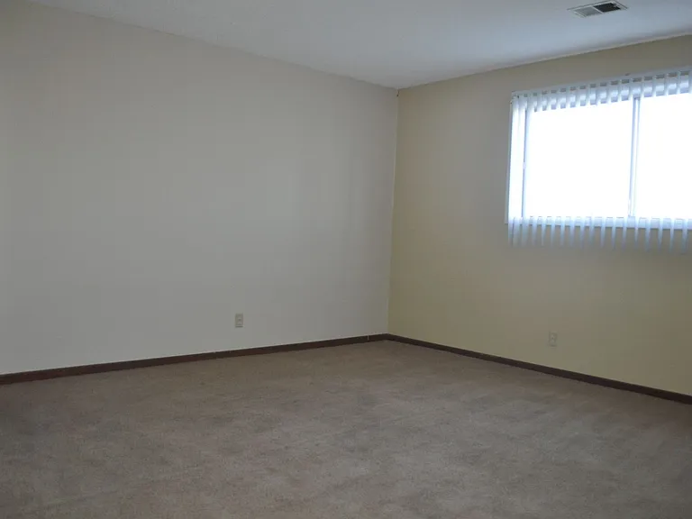 2103 Clarkview Dr — Photo 25