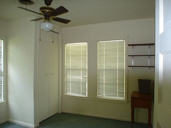 5th image of 929 Wilson St