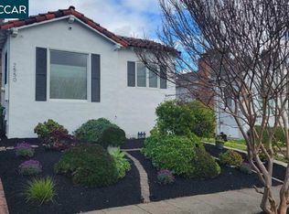 2550 Carmel St, Oakland, CA 94602