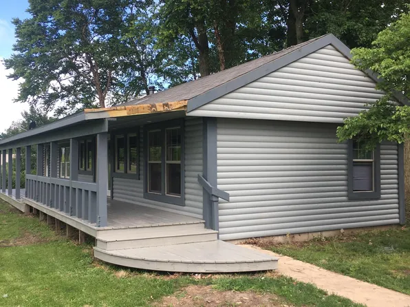 533 County Road 1600 N Lot 11, Champaign, IL 61822