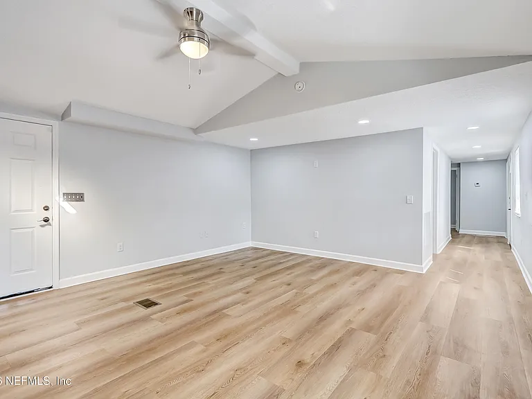 11321 Deep Ln — Photo 24